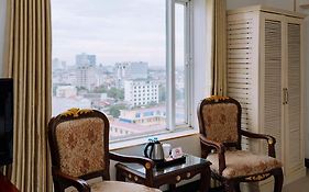 Classic Hoang Long Hotel